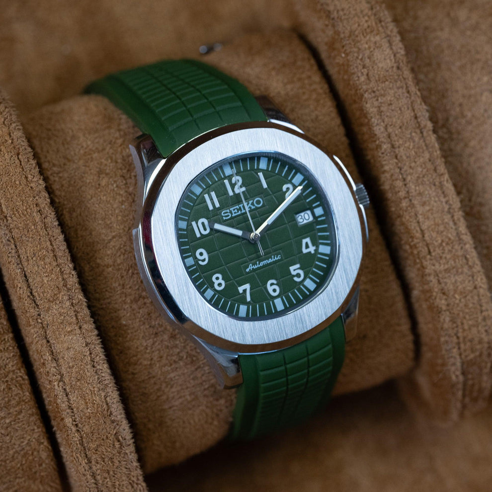 SEIKO AQUANAUT | PREMIUM GREEN