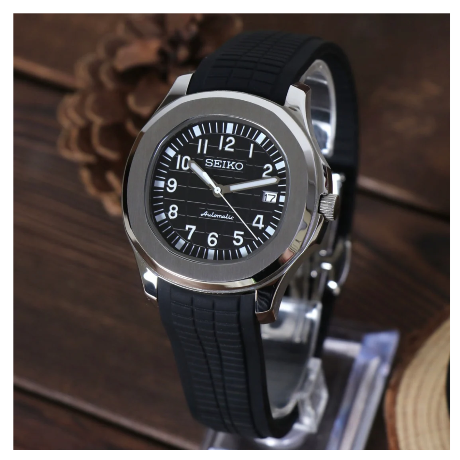 SEIKO AQUANAUT | DARK SILVER BLACK