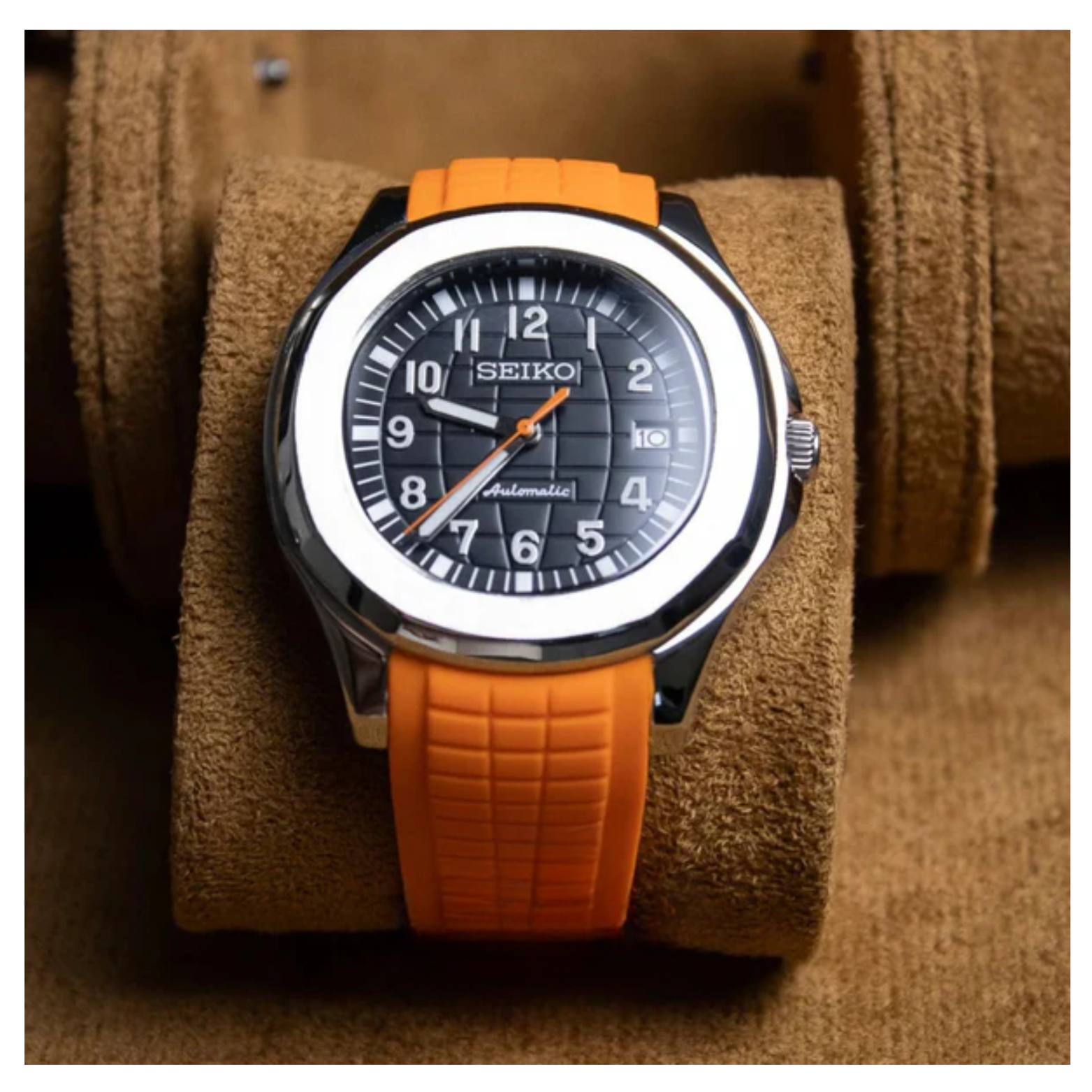 SEIKO AQUANAUT | PREMIUM ORANGE